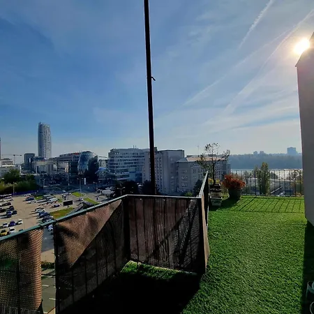 Premium Old Town Huge Terasse Near Eurovea With Amaznig View * Братислава