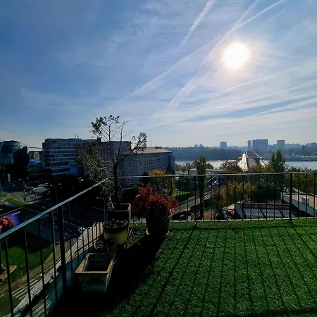 Premium Old Town Huge Terasse Near Eurovea With Amaznig View 公寓 *