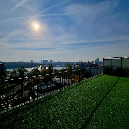 Апартаменты Premium Old Town Huge Terasse Near Eurovea With Amaznig View