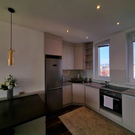 Апартаменты Premium Old Town Huge Terasse Near Eurovea With Amaznig View Братислава